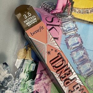 - 3.5 Benefit Cosmetics Gimme Brow+ Volumizing Fiber Eyebrow Pencil - Shade 3.5